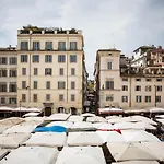 Piazza Campo de\' Fiori Luxury Flat View